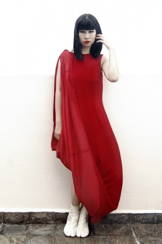 hm-margiela-hitched-dress-1
