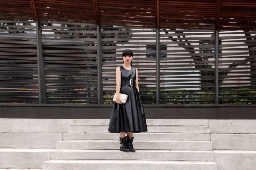 Comme-des-Garcons-FW2010-Pleated-Dress-1