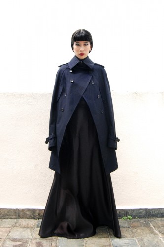 Junya-watanabe-fw2012-cape-3