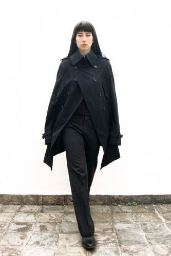 Junya-watanabe-fw2012-cape-5